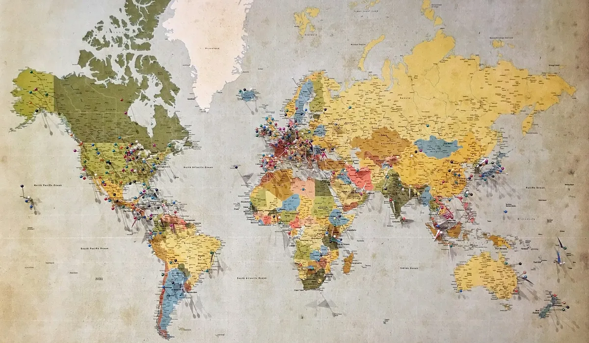 IngramSpark global distribution network showing 40000 plus retailers libraries and bookstores worldwide